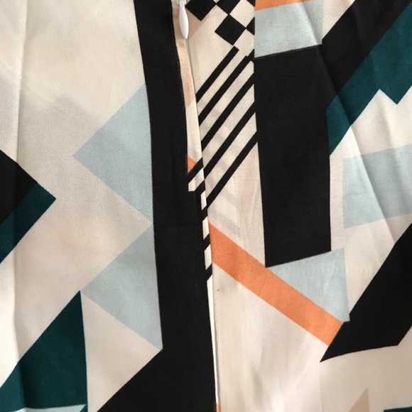 CREE GREEN MUSTARD MULTI GEO RUFFLE SLEEVELESS DRESS - Picture 9 of 9